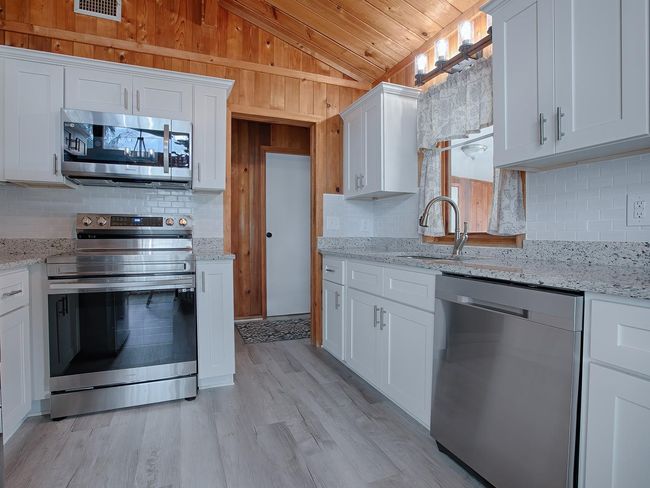 1314 County Road 463, House other with 3 bedrooms, 3 bathrooms and null parking in LAKE PANASOFFKEE FL | Image 23