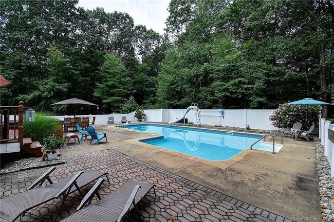 16 Hickory Ct, House other with 4 bedrooms, 3 bathrooms and null parking in Tolland CT | Image 6