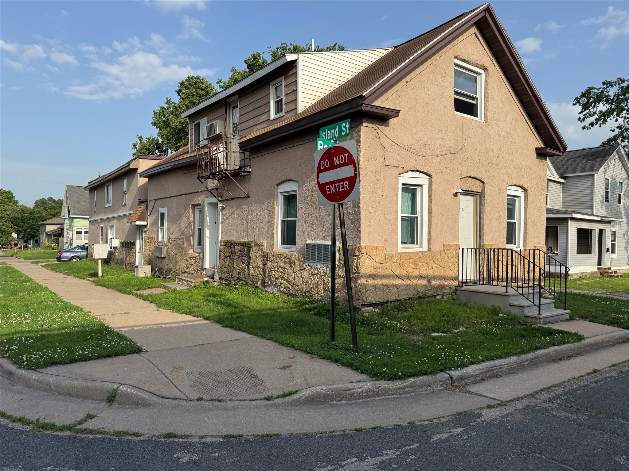 Residential Income in La Crosse 5