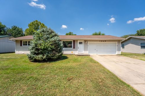 1245 N Drury Ave, Springfield, MO, 65802-1112 | Card Image