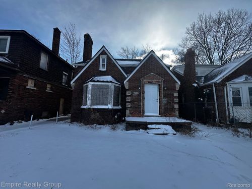 13723 Castleton St, Detroit, MI, 48227-3062 | Card Image
