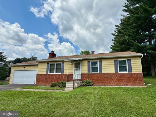 2306 Pheasant Run Dr, Finksburg, MD, 21048-1711 | Card Image