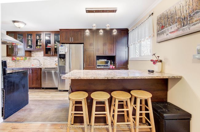 45 Mohegan Cres, House attached with 3 bedrooms, 2 bathrooms and 2 parking in London ON | Image 7
