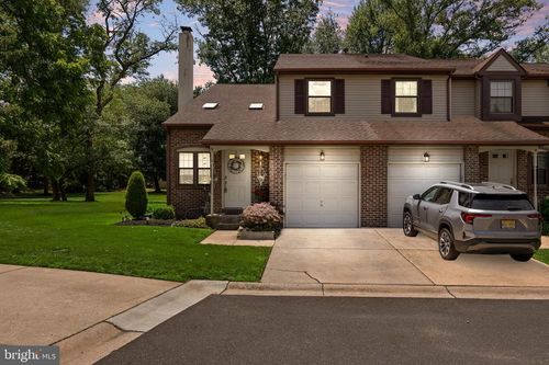 9 Greensward Ln, CHERRY HILL, NJ, 08002-4701 | Card Image