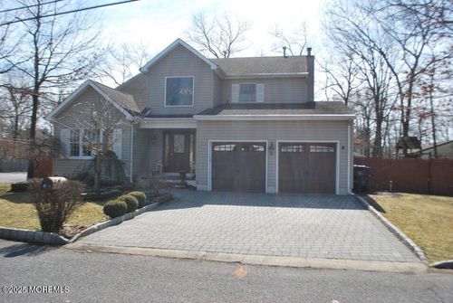 203 Sunrise St, Brick, NJ, 08724-2519 | Card Image