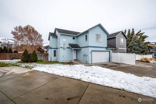 1916 Northwood Road, Wenatchee, WA, 98801 | Card Image