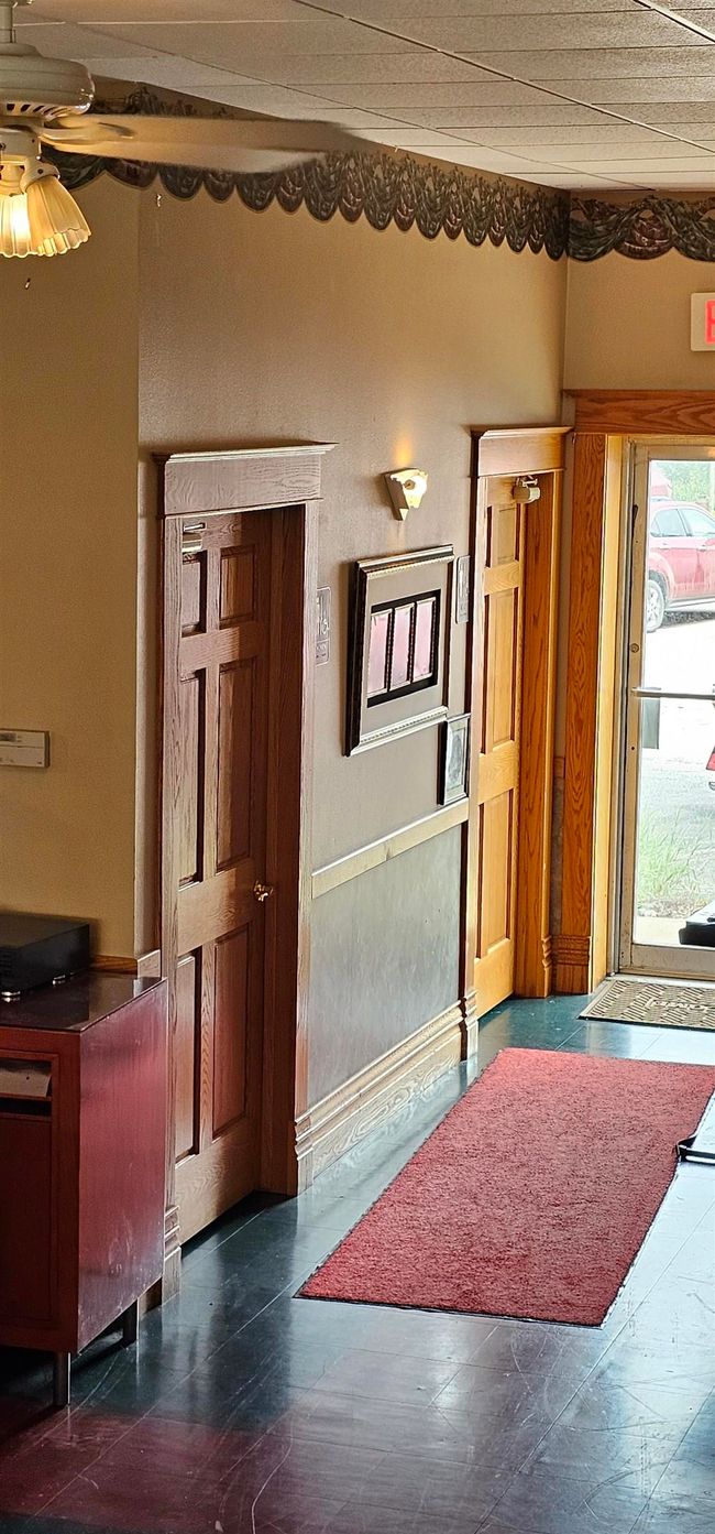 102 Elkader St, Home with 0 bedrooms, 0 bathrooms and null parking in Strawberry Point IA | Image 17