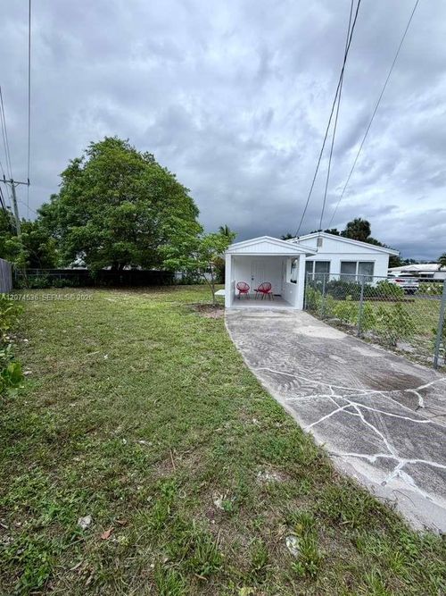 4701 N Andrews Ave, Oakland Park, FL, 33309-4080 | Card Image