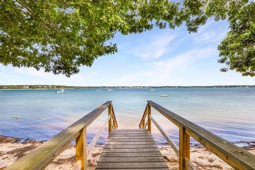 33 Pasture Rd, Cataumet, MA, 02534-1053 | Card Image