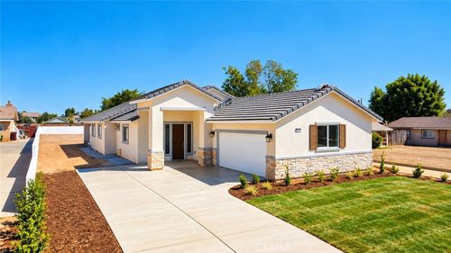 1290 Pennsylvania Ave, Beaumont, CA, 92223-1774 | Card Image