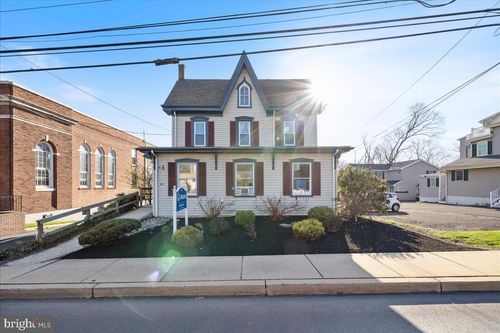 46 N Main St, CHALFONT, PA, 18914-2912 | Card Image