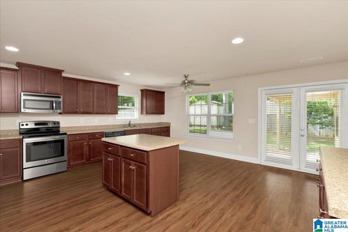 1004 Hidden Forest Dr, MONTEVALLO, AL, 35115-5928 | Card Image