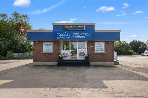 3436 Petawawa Blvd, Petawawa, ON, K8H1X5 | Card Image