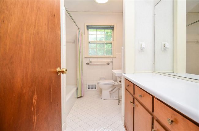 879 Old Tucker Rd, House other with 3 bedrooms, 2 bathrooms and 2 parking in Stone Mountain GA | Image 26