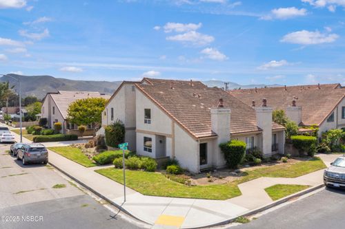 300 W Walnut Ave, Lompoc, CA, 93436-6752 | Card Image