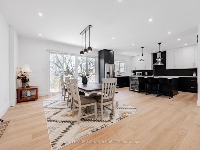 22 Yorkleigh Ave, House other with 6 bedrooms, 4 bathrooms and 4 parking in Etobicoke ON | Image 10