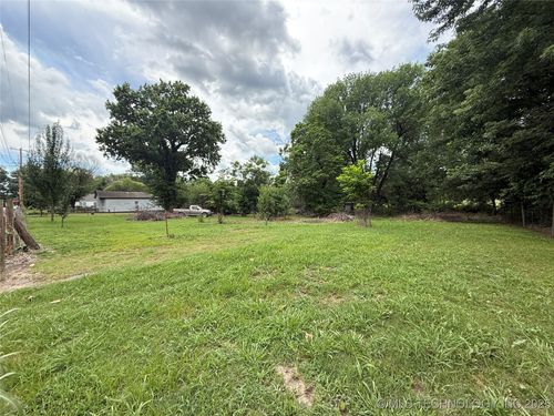 817 N M St, Muskogee, OK, 74403-4337 | Card Image