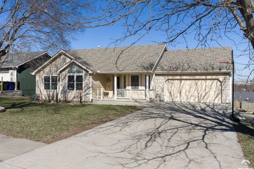 3500 Tillerman Dr, Lawrence, KS, 66049-5105 | Card Image