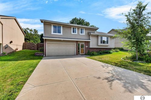 7405 Braun St, La Vista, NE, 68128-2791 | Card Image