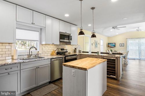 19773 Old Landing Rd, REHOBOTH BEACH, DE, 19971-4611 | Card Image