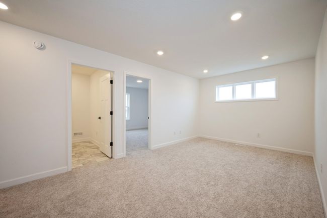 (A photo of a similar home, actual finishes may vary) | Image 10