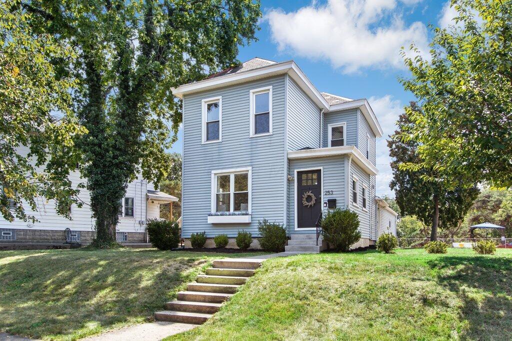 Olentangy St, Columbus, OH 43202