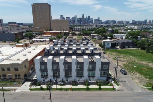 4440 Scurry St, Dallas, TX, 75204-5192 | Card Image