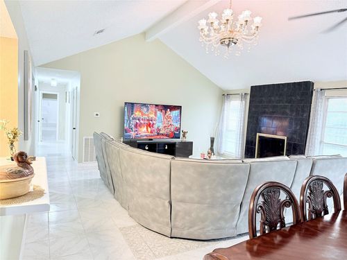 4723 Glenvillage St, Houston, TX, 77084-2521 | Card Image