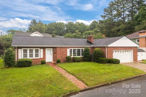 109 Rhoda St, Canton, NC, 28716-3436 | Card Image