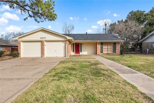 3917 Hilltop Dr, Bryan, TX, 77801-3502 | Card Image