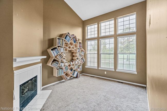 1752 Thistle Dr, Condo with 2 bedrooms, 3 bathrooms and null parking in Canton MI | Image 4