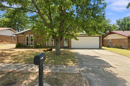 1912 Westover Drive, Arlington, TX, 76015 | Card Image