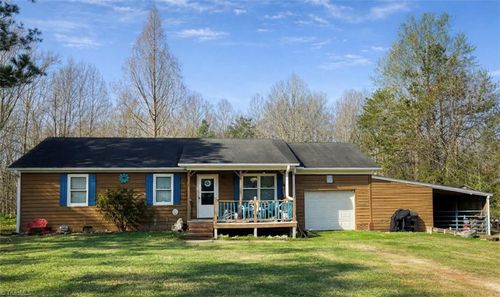 7601 Happy Hill Road, Kernersville, NC, 27284 | Card Image