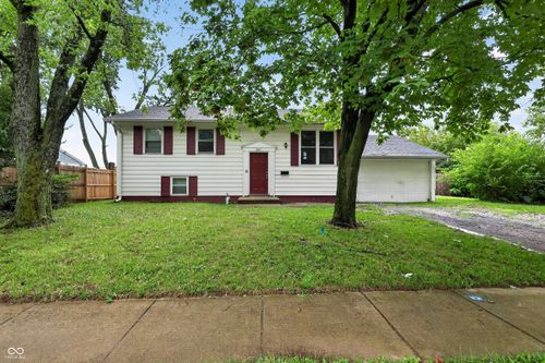 3651 Decamp Dr, Indianapolis, IN, 46226-7018 | Card Image