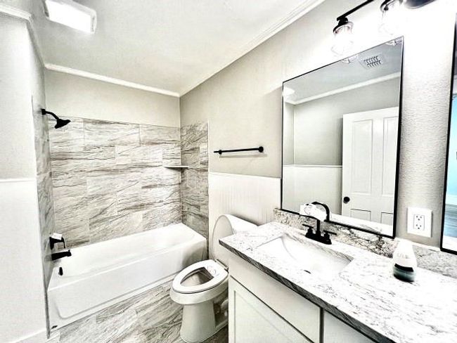 208 Daingerfield St, House other with 3 bedrooms, 2 bathrooms and null parking in Naples TX | Image 10