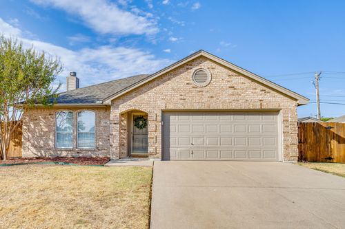 549 Bretts Way, Burleson, TX, 76028-5681 | Card Image