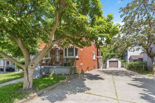 5177 Kitchener St, Niagara Falls, ON, L2G1B4 | Card Image