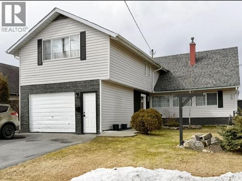 19 Swallow St, Kitimat, BC, V8C1K6 | Card Image