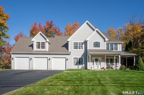 1460 Willard Ave, Newington, CT, 06111-4575 | Card Image