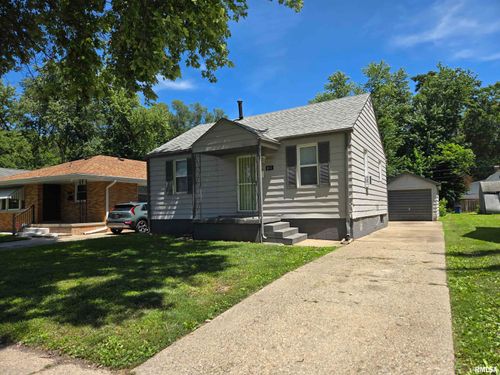 1812 S 1st St, Springfield, IL, 62704-3904 | Card Image