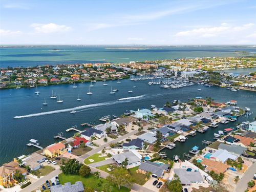 1029 Bal Harbour Dr, APOLLO BEACH, FL, 33572-2328 | Card Image