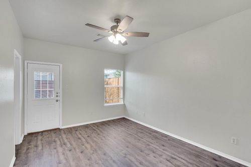 992 Sierra Vista Court, Midlothian, TX, 76065 | Card Image