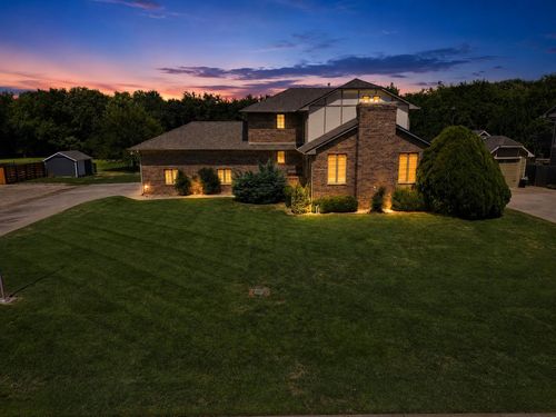 1418 E Kay St, Derby, KS, 67037-3611 | Card Image