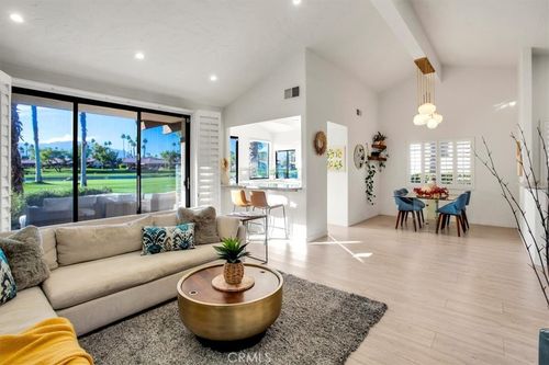 31 Blue River Dr, Palm Desert, CA, 92211-3253 | Card Image