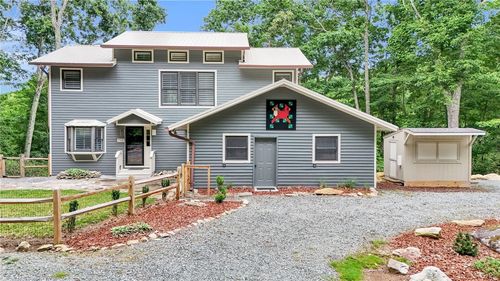 710 Pine Ridge Rd, Beech Mountain, NC, 28604-8154 | Card Image