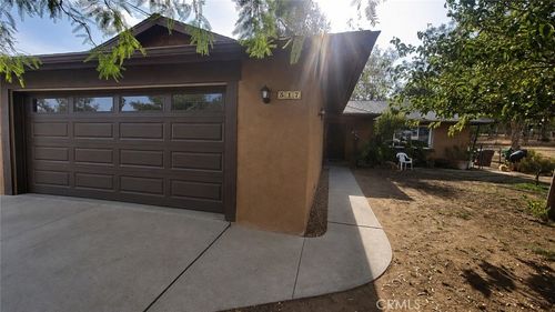 517 Sunrise, Banning, CA, 92220 | Card Image