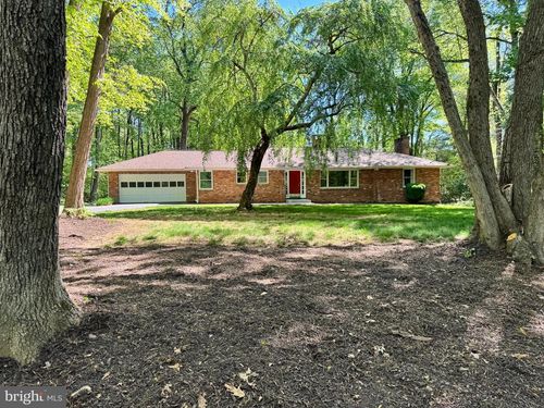 10624 Marbury Road, OAKTON, VA, 22124 | Card Image