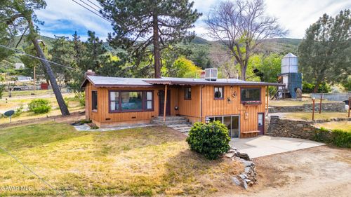 40145 98th St W, Leona Valley, CA, 93551-7316 | Card Image