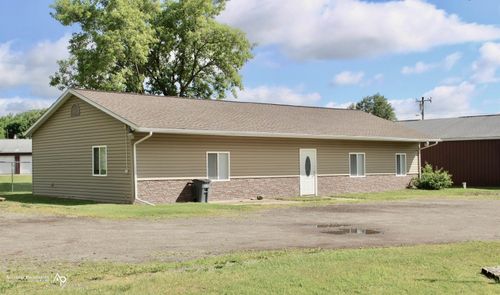 3592 Genesee Rd, Lapeer, MI, 48446-2914 | Card Image