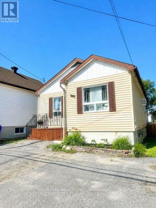393 Pine St N, Timmins, ON, P4N6L6 | Card Image